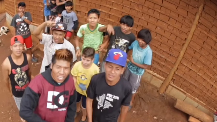 Imagem do clipe Contra a PEC 215, Oz Guarani