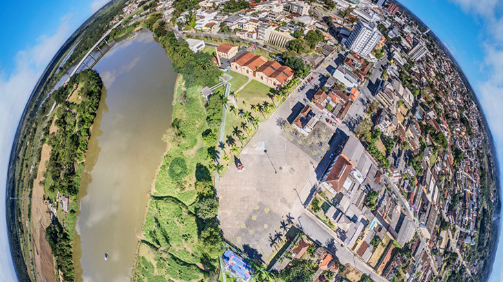 Vista aérea de Registro (SP), principal cidade do Vale do Ribeira. Foto: Marcio Shimamoto
