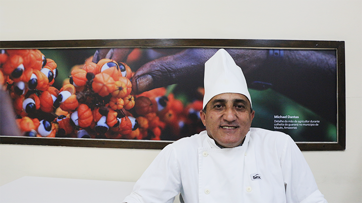 José Pinto é cozinheiro no Sesc Carmo há 27 anos.
