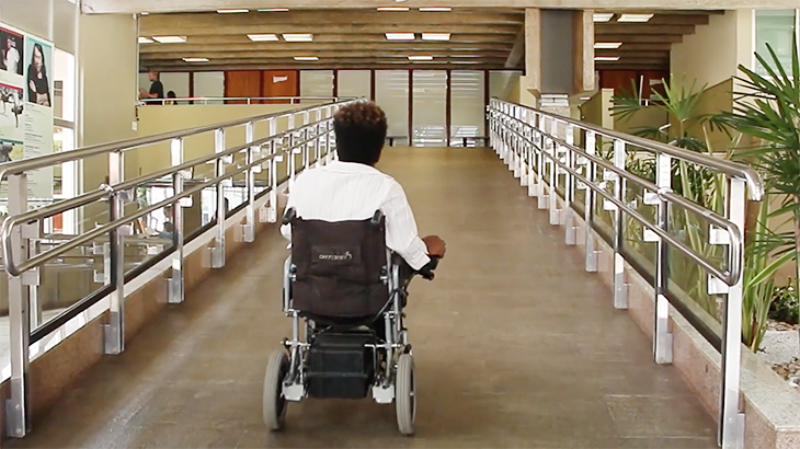 Ambientes acessíveis fazem toda a diferença para quem é cadeirante | Foto: Fernando Bisan