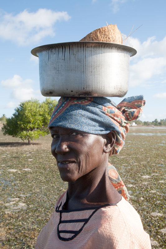 Moçambique, África A imagem integra o módulo Panos na Cabeça 