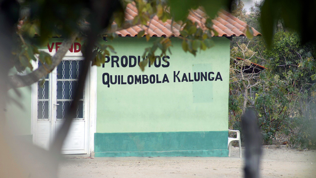Habitar Habitat: Quilombos