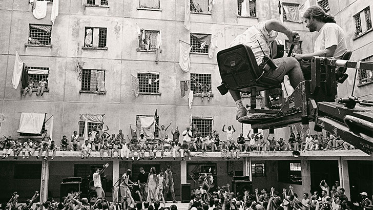 Registro das filmagens de <em>Carandiru</em> no livro <em>Arte em cena</em>
