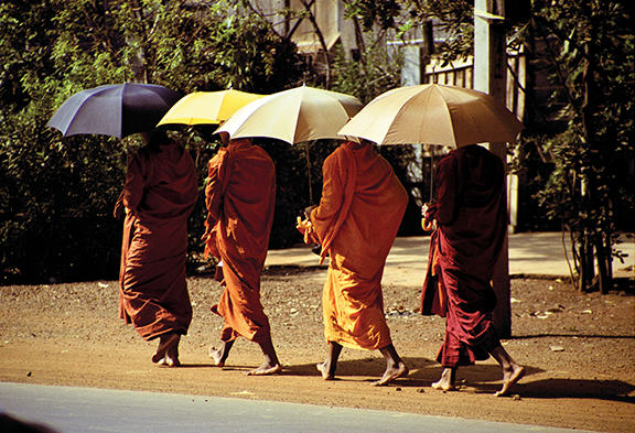 Monges. Camboja. Foto: Argus Caruso