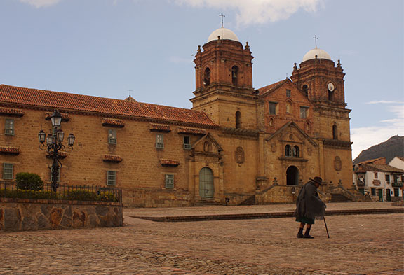 Martín de Caballero. Fachada do conjunto franciscano de Mongui. Distrito de Boyacá. Colômbia. 1715.