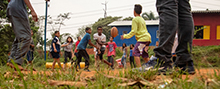 Com rugby, associação leva valores do esporte e ajuda a transformar a realidade de crianças, adolescentes e educadores