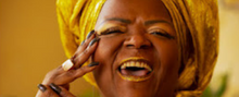Entrevista com Mona Rikumbi